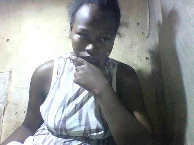Asminah1 webcam