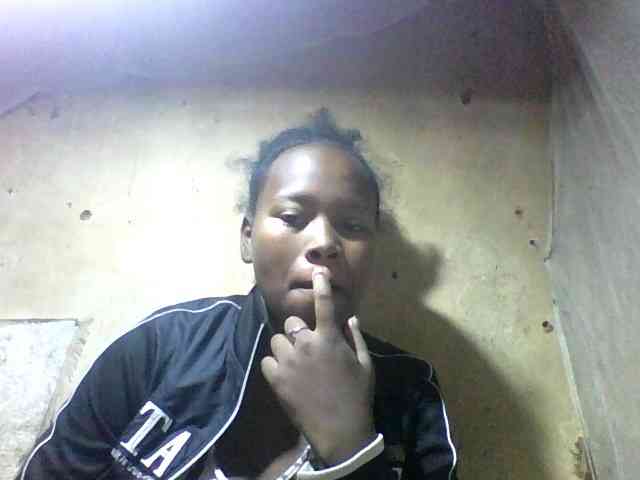 Asminah1 webcam