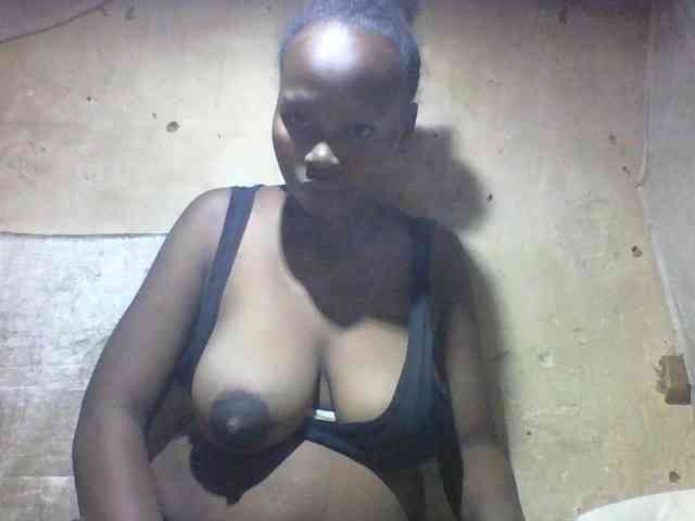 Asminah1 webcam