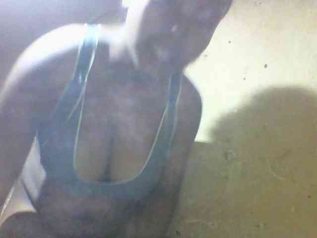 Asminah1 webcam
