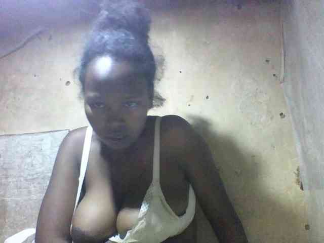 Asminah1 webcam
