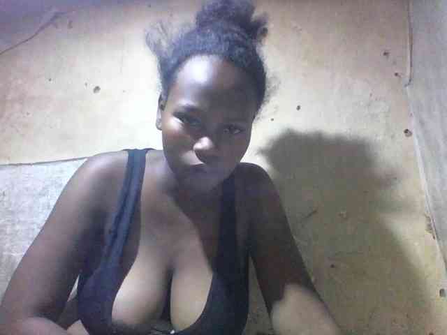 Asminah1 webcam