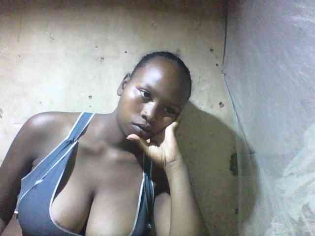 Asminah1 webcam