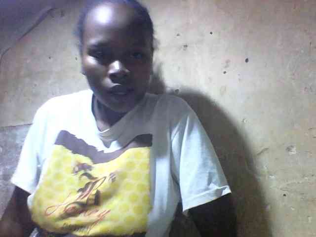 Asminah1 webcam