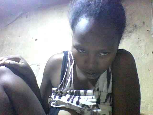 Asminah1 webcam