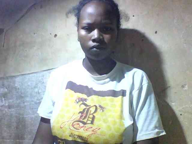 Asminah1 webcam