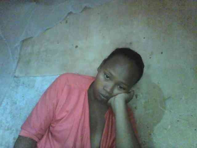 Asminah1 webcam