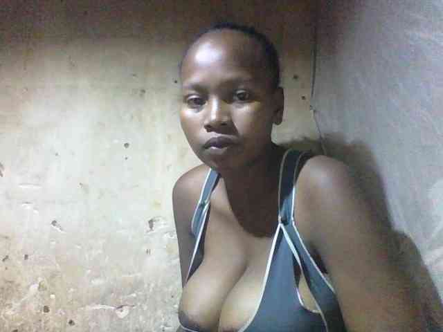 Asminah1 webcam