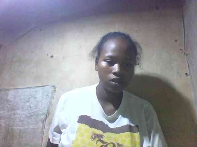 Asminah1 webcam