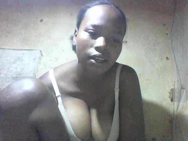 Asminah1 webcam
