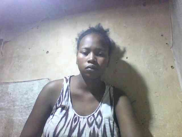 Asminah1 webcam