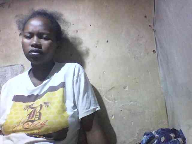 Asminah1 webcam
