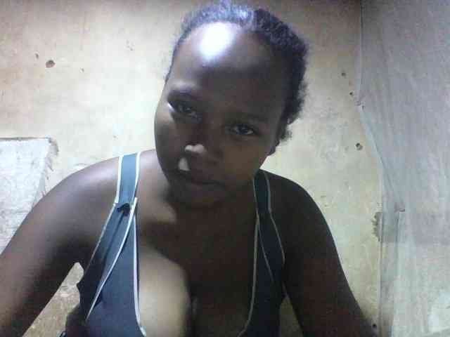 Asminah1 webcam