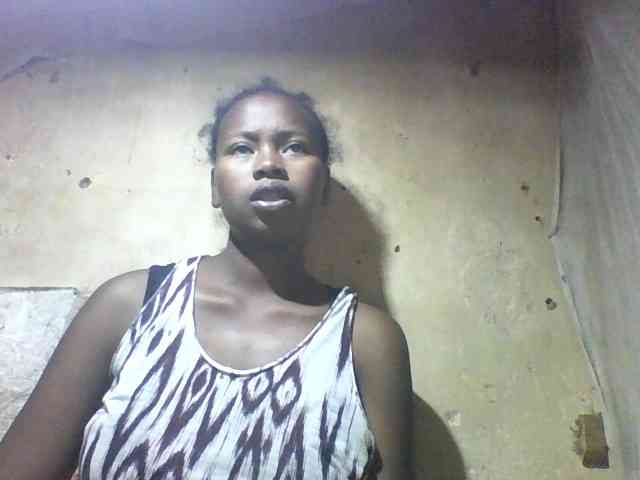 Asminah1 webcam