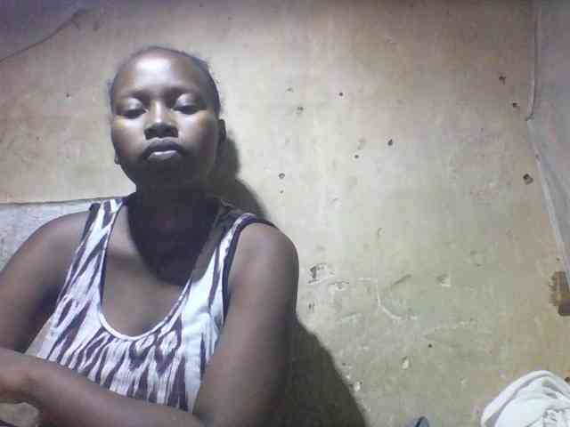 Asminah1 webcam