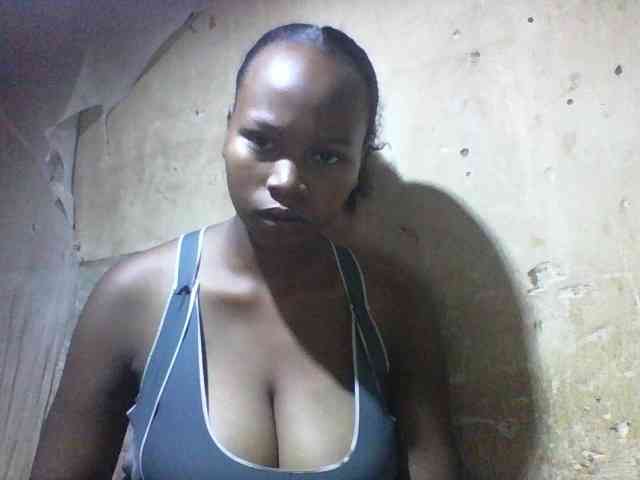 Asminah1 webcam
