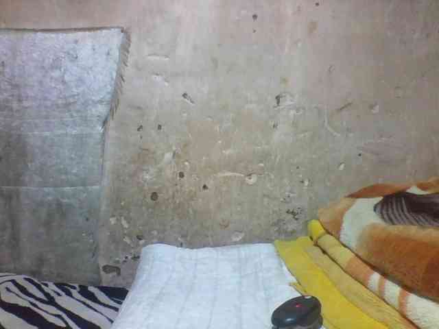 Asminah1 webcam