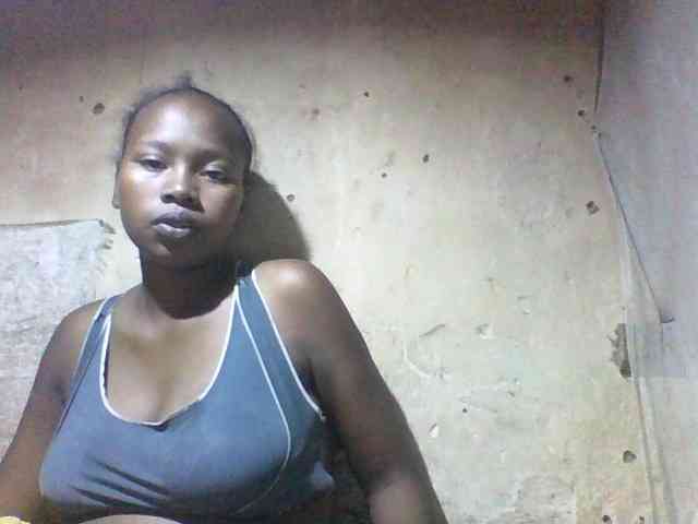 Asminah1 webcam