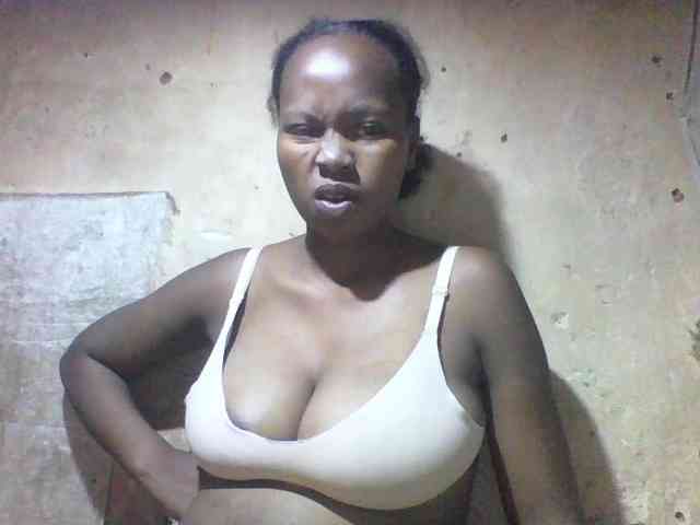 Asminah1 webcam