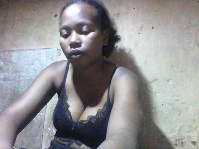 Asminah1 webcam