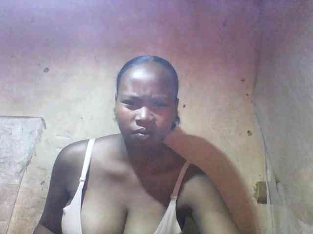 Asminah1 webcam