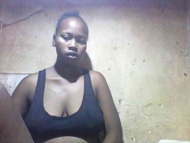 Asminah1 webcam