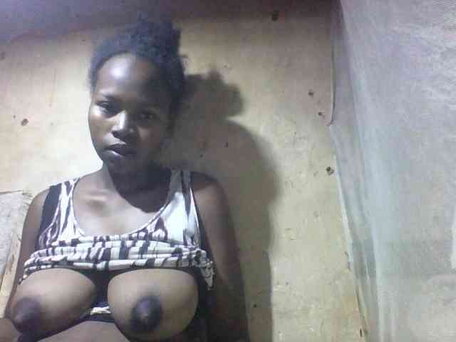Asminah1 webcam