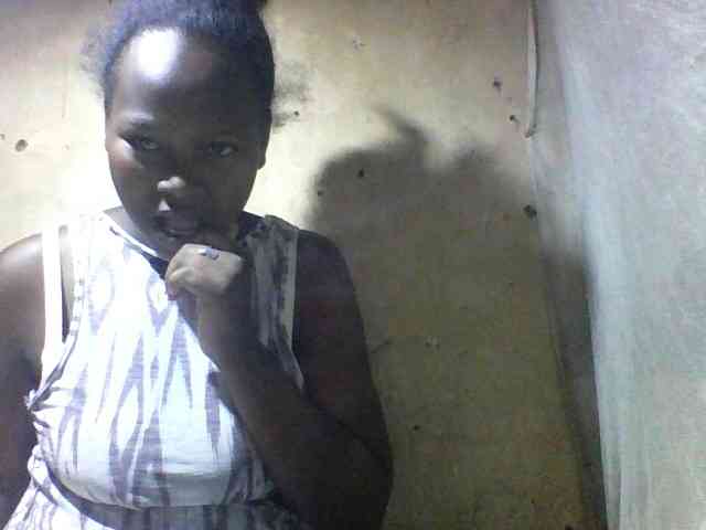 Asminah1 webcam