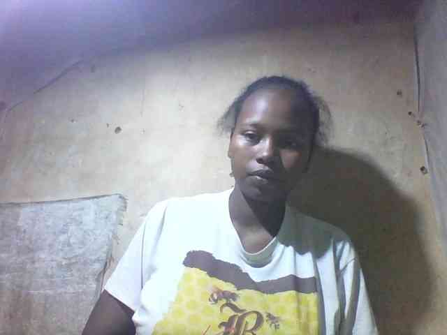 Asminah1 webcam