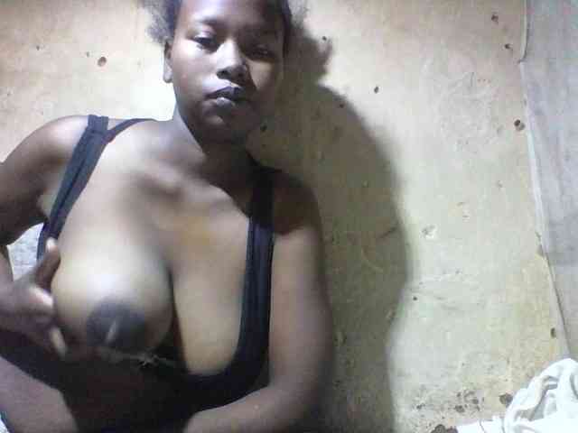 Asminah1 webcam