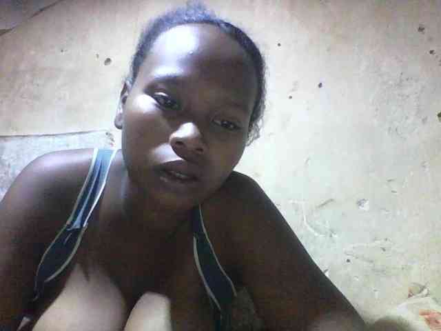 Asminah1 webcam