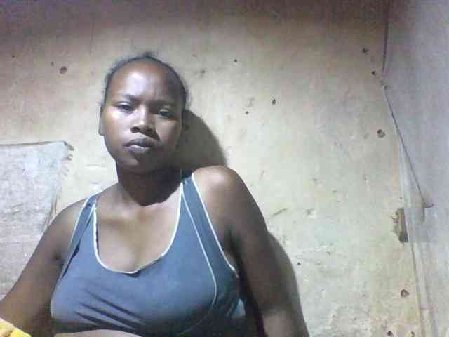 Asminah1 webcam