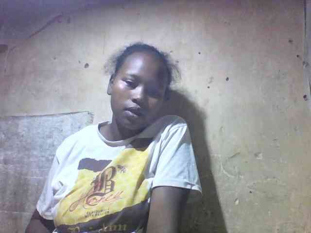 Asminah1 webcam