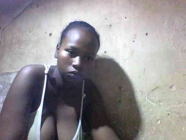 Asminah1 webcam