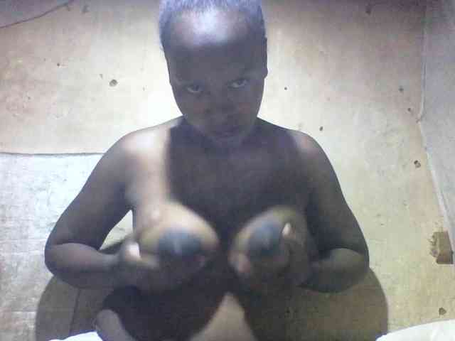 Asminah1 webcam