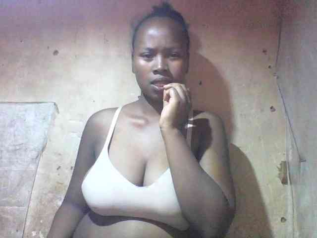 Asminah1 webcam