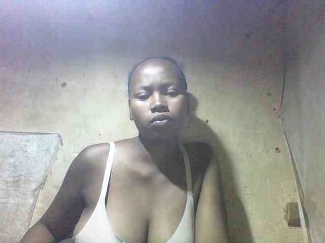 Asminah1 webcam