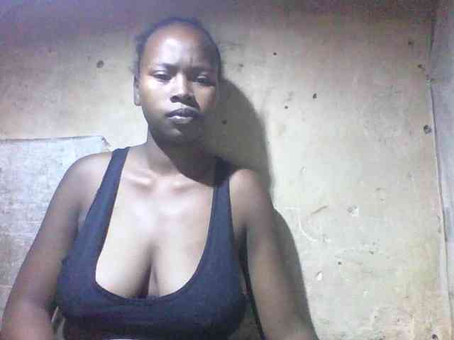 Asminah1 webcam