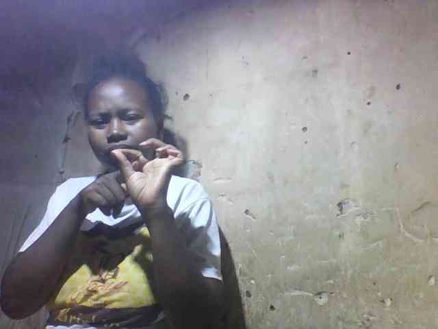 Asminah1 webcam