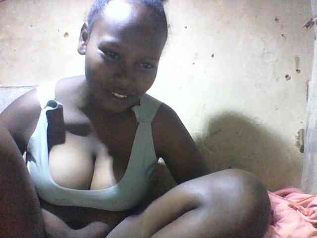 Asminah1 webcam