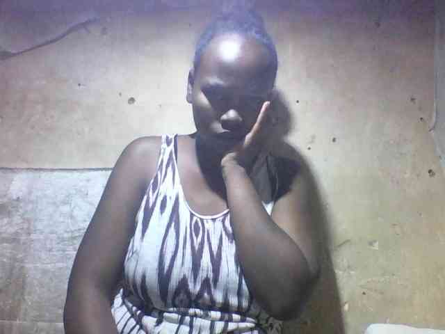 Asminah1 webcam