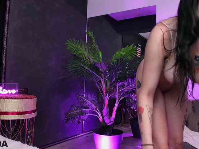 SandraBabeXO webcam