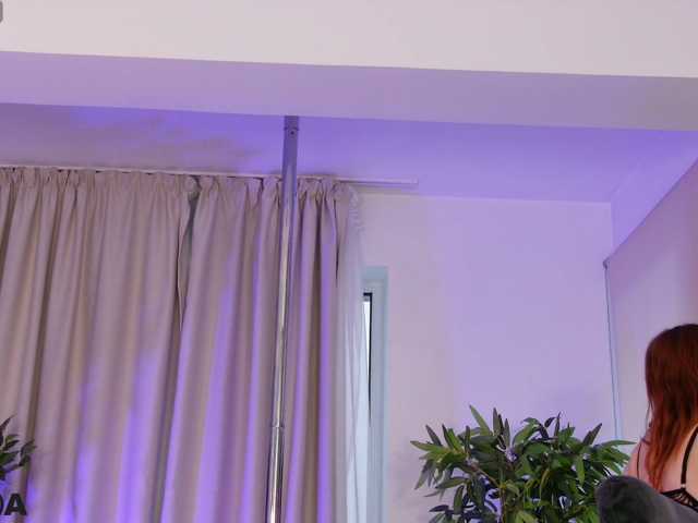 SinfulTina live cam on BongaCams