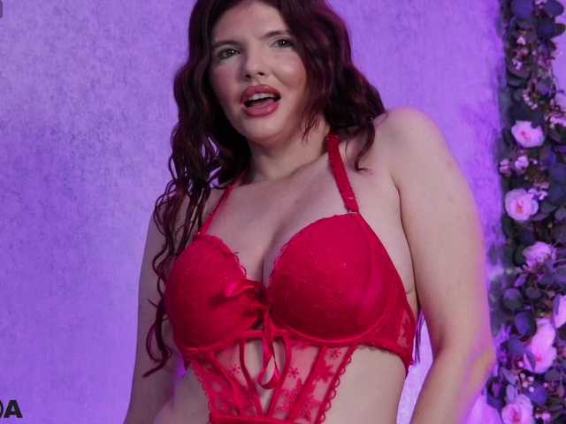 SinfulTina live webcam show