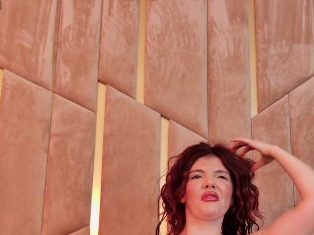 SinfulTina live webcam show