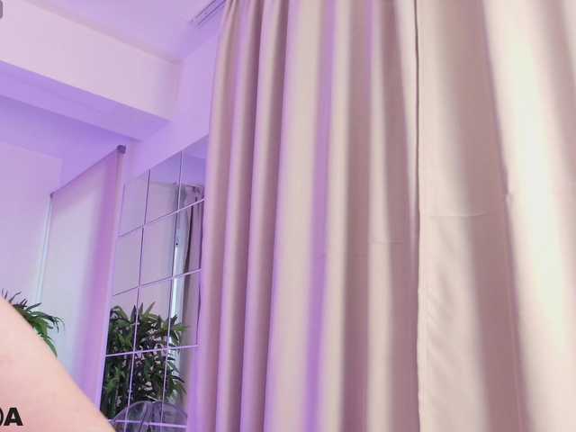 SinfulTina live cam on BongaCams