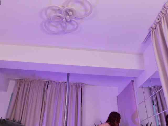 SinfulTina webcam