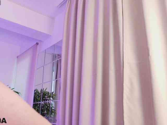 SinfulTina webcam
