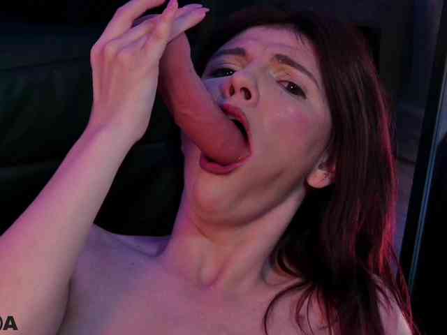 SinfulTina webcam