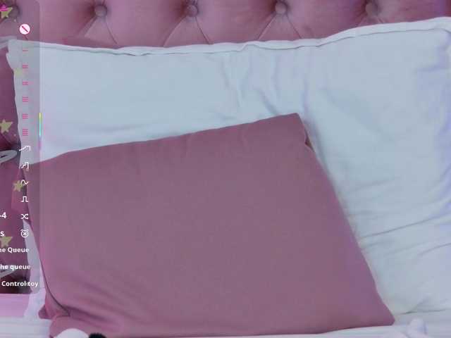 AllenaMoon live cam on BongaCams